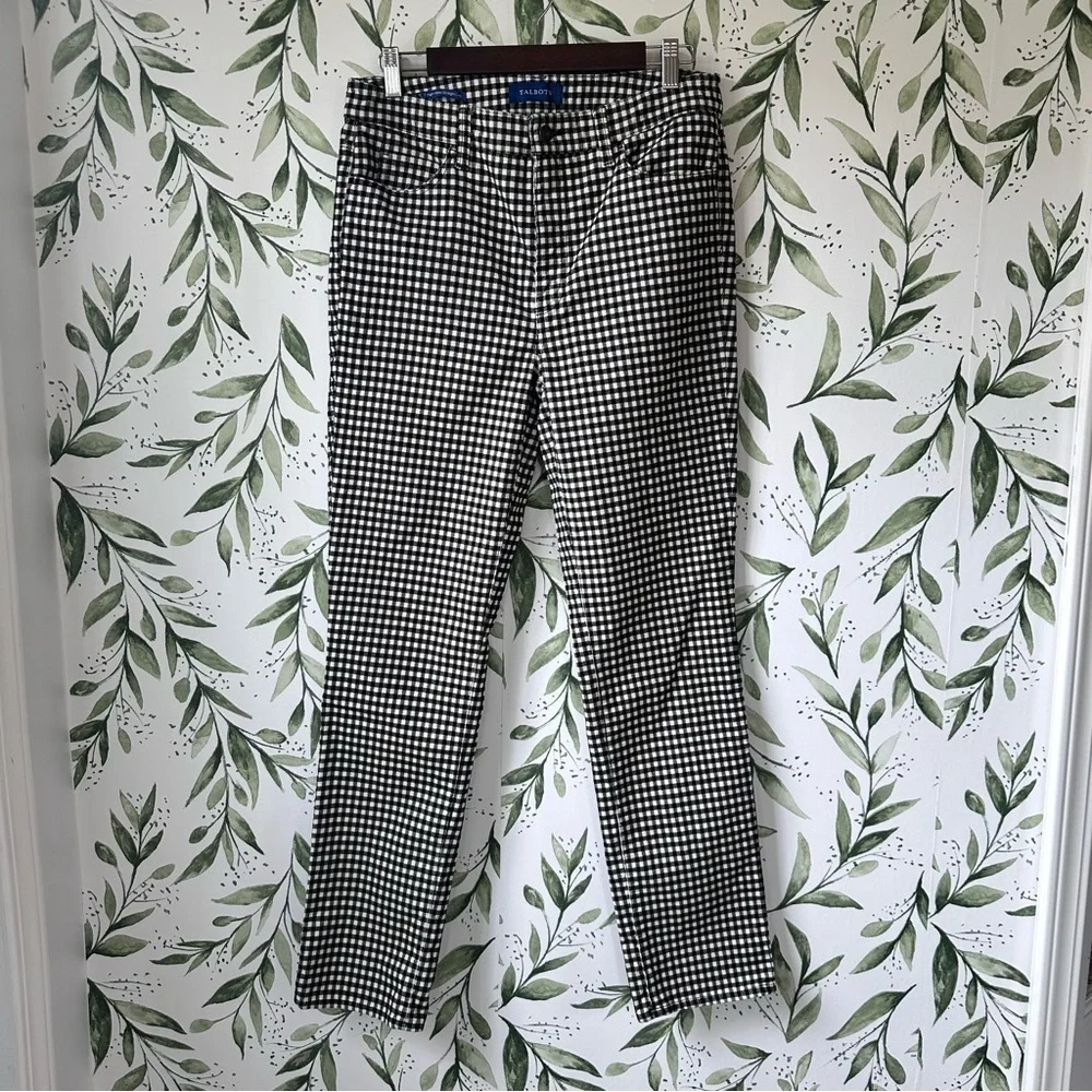 Talbots Velveteen Straight Leg Pants. Gingham. Black/White. Size 6.